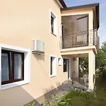Gostinjska kuća Vera Savic 3*
