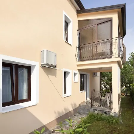 Guest house Vera Savic 3*