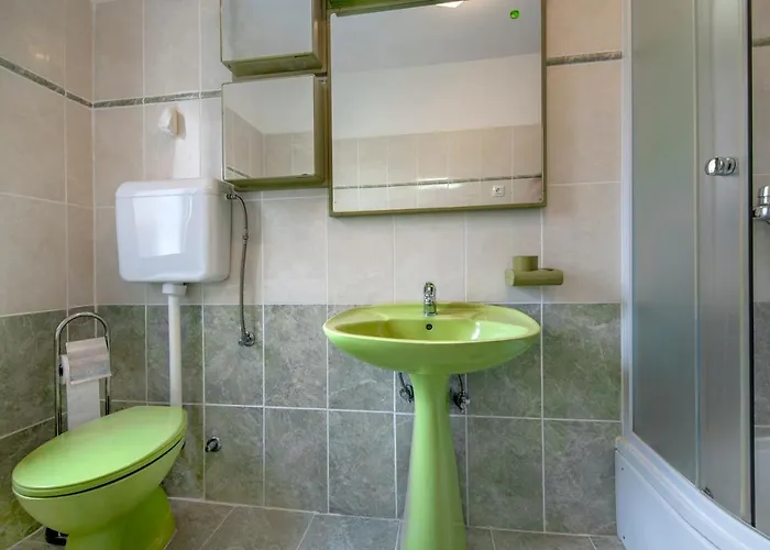 Vera Savic Affittacamere 3*