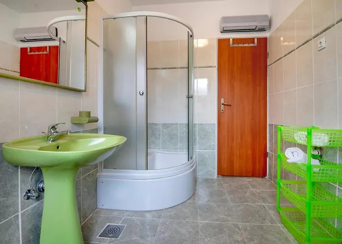 Πανσιόν Vera Savic Πόρετς