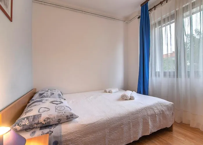 Πανσιόν Vera Savic