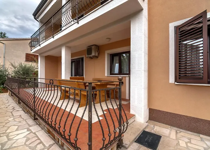 Vera Savic Gasthuis Poreč