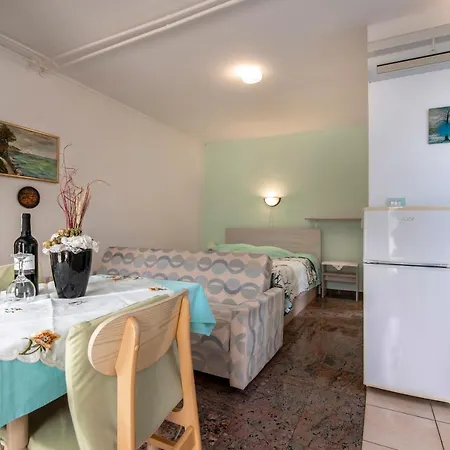 Pensionat Vera Savic 3*